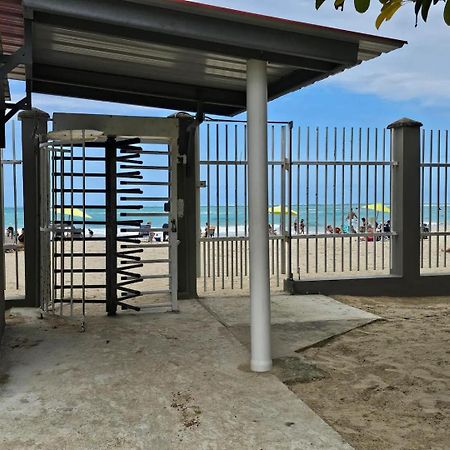 Steps From Foxwoods- Beachfront Retreat With Pools San Juan Extérieur photo
